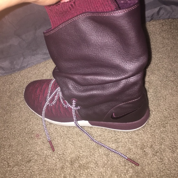 New Nike Roshe Hybird Flyknit Boots - Picture 3 of 6